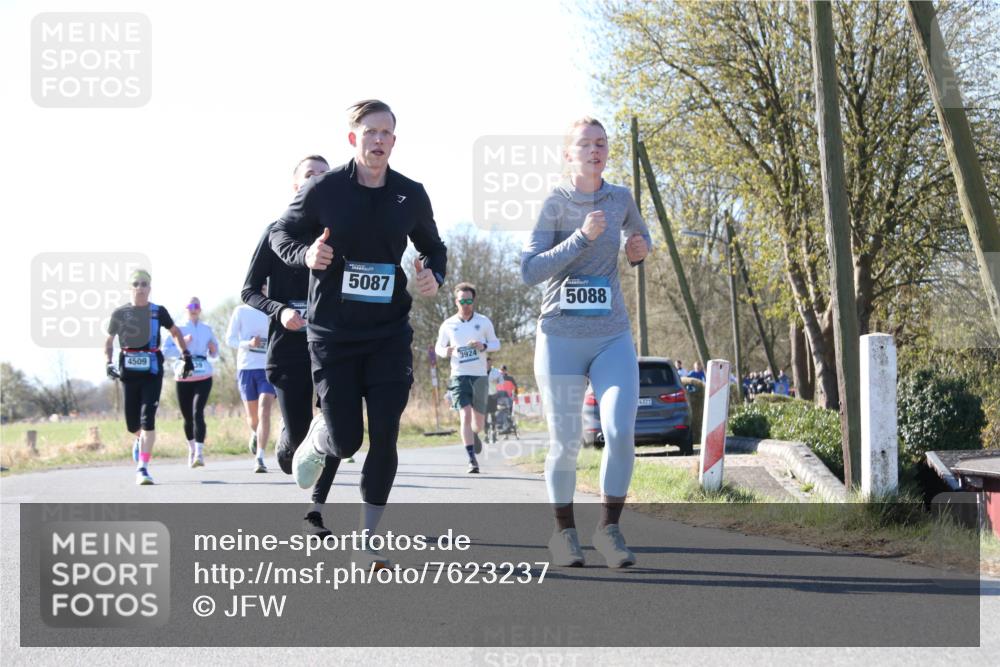 06.04.2025 - 44. Internationalen Wilhelmsburger Insellauf Jannik Wohlers http://msf.ph/oto/7623237 06.04.2025 10:26:59 Laufen 4509, 5087, 3924, 5088, 4321 meine-sportfotos.de