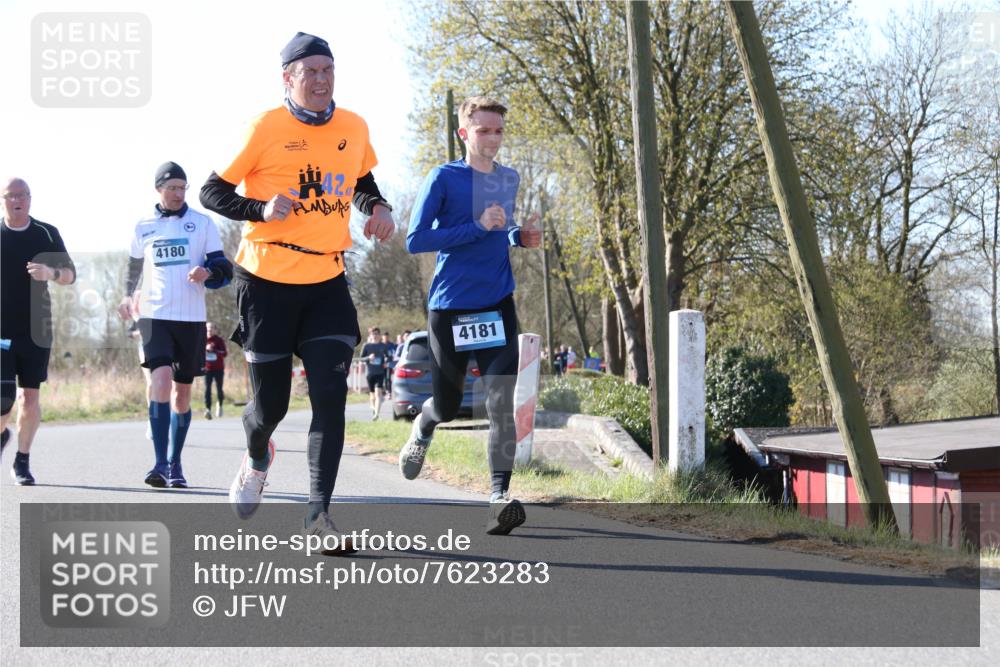 06.04.2025 - 44. Internationalen Wilhelmsburger Insellauf Jannik Wohlers http://msf.ph/oto/7623283 06.04.2025 10:27:20 Laufen 4180, 42, 4181 meine-sportfotos.de