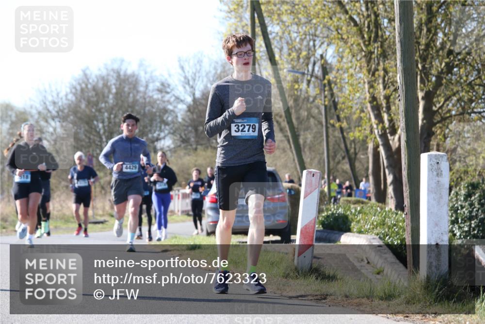 06.04.2025 - 44. Internationalen Wilhelmsburger Insellauf Jannik Wohlers http://msf.ph/oto/7623323 06.04.2025 10:27:31 Laufen 518, 4429, 3279 meine-sportfotos.de