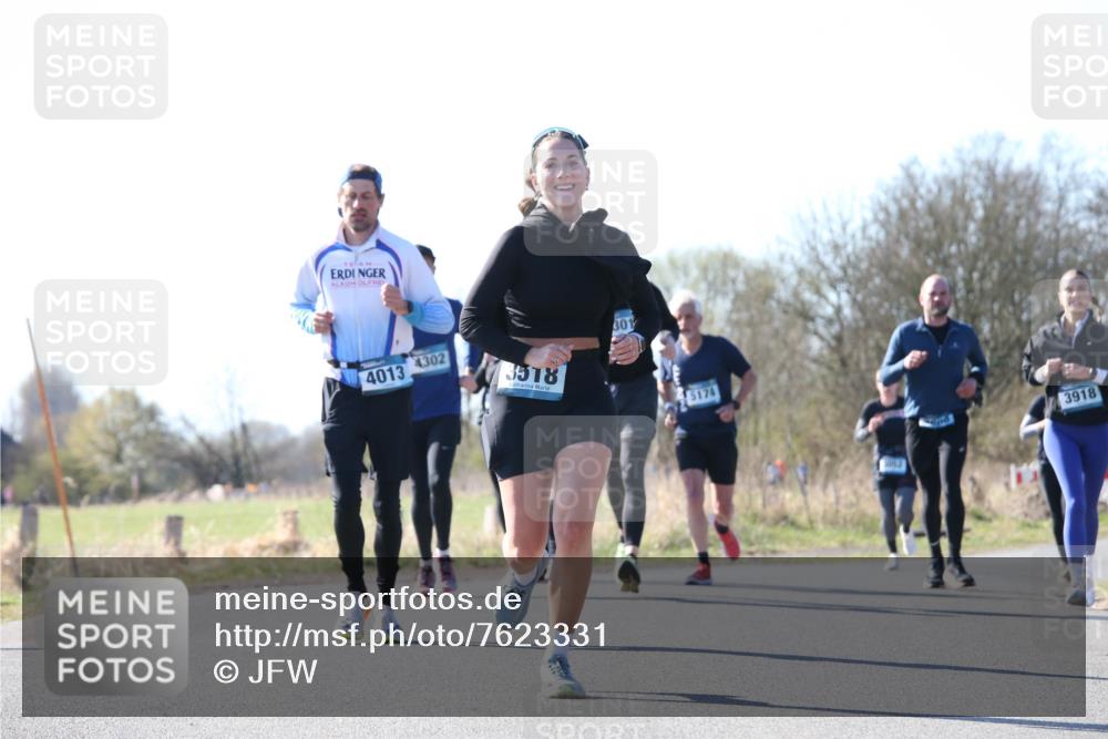 06.04.2025 - 44. Internationalen Wilhelmsburger Insellauf Jannik Wohlers http://msf.ph/oto/7623331 06.04.2025 10:27:35 Laufen 4302, 4013, 3518, 301, 3918 meine-sportfotos.de