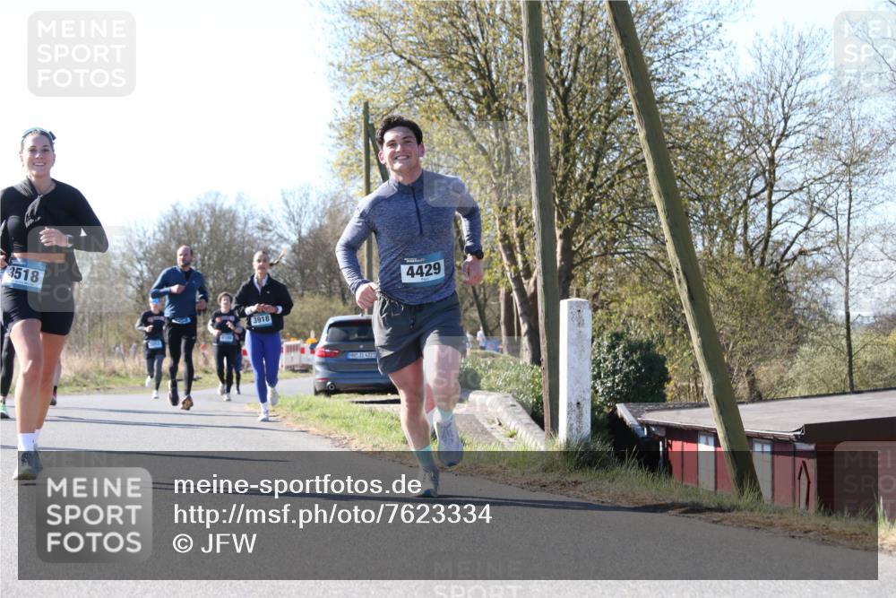 06.04.2025 - 44. Internationalen Wilhelmsburger Insellauf Jannik Wohlers http://msf.ph/oto/7623334 06.04.2025 10:27:36 Laufen 3518, 3918, 28, 31, 4323, 4429 meine-sportfotos.de