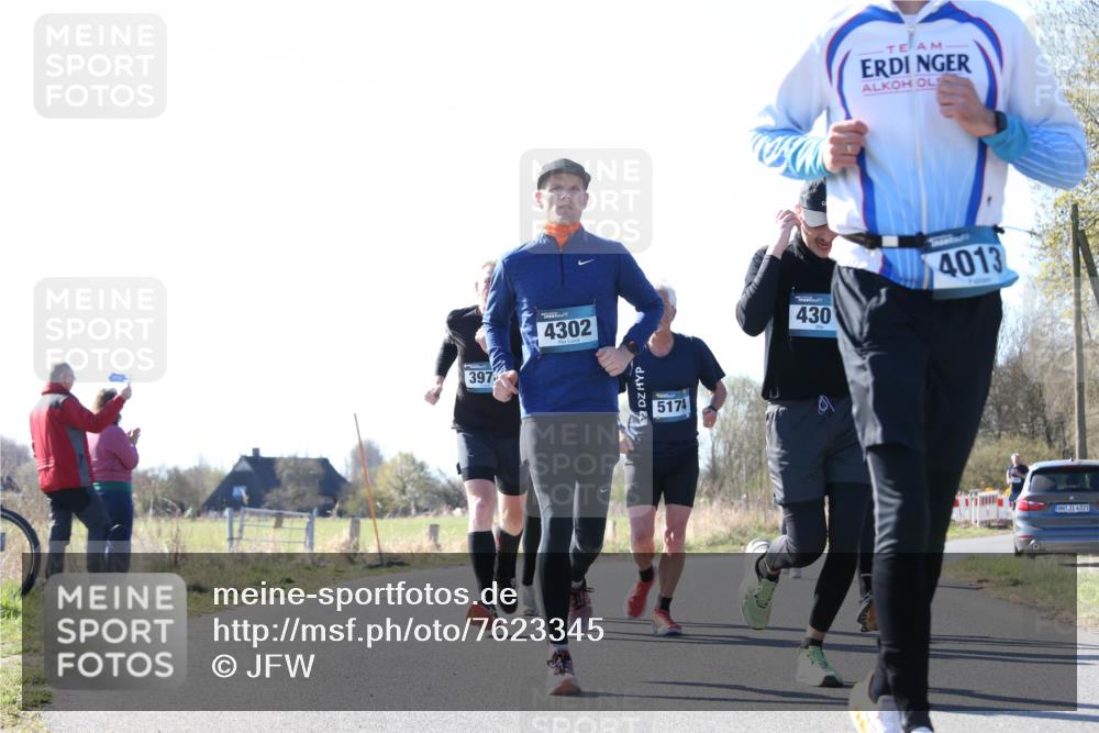 06.04.2025 - 44. Internationalen Wilhelmsburger Insellauf Jannik Wohlers http://msf.ph/oto/7623345 06.04.2025 10:27:41 Laufen 397, 4302, 5174, 430, 4013, 31, 4321 meine-sportfotos.de