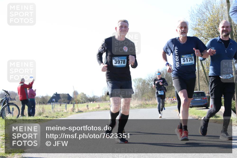 06.04.2025 - 44. Internationalen Wilhelmsburger Insellauf Jannik Wohlers http://msf.ph/oto/7623351 06.04.2025 10:27:43 Laufen 3978, 3052, 5174, 31, 4323, 2008 meine-sportfotos.de
