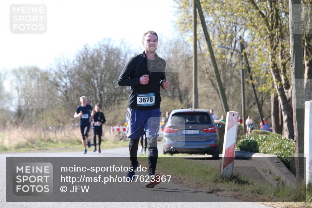 06.04.2025 - 44. Internationalen Wilhelmsburger Insellauf Jannik Wohlers http://msf.ph/oto/7623367 06.04.2025 10:27:47 Laufen 3678 meine-sportfotos.de
