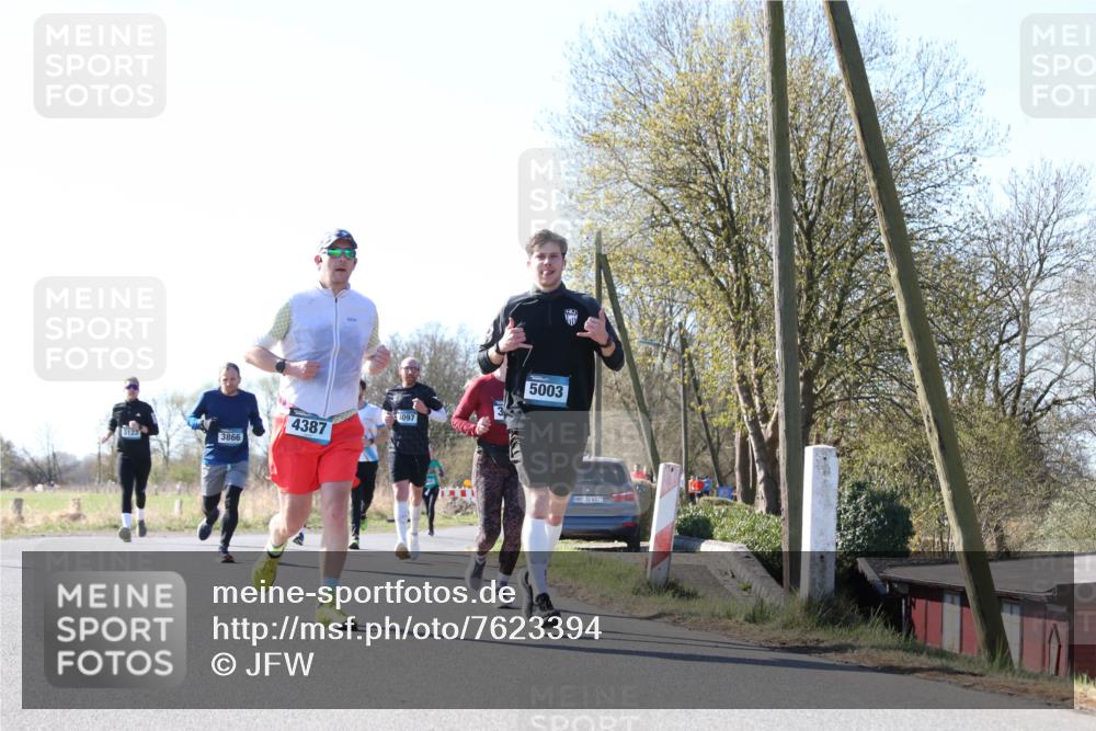 06.04.2025 - 44. Internationalen Wilhelmsburger Insellauf Jannik Wohlers http://msf.ph/oto/7623394 06.04.2025 10:28:03 Laufen 3866, 4387, 097, 5003, 31, 4321 meine-sportfotos.de