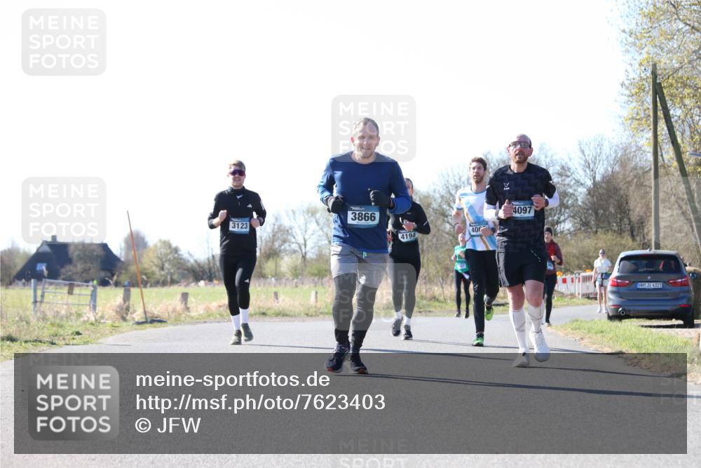 06.04.2025 - 44. Internationalen Wilhelmsburger Insellauf Jannik Wohlers http://msf.ph/oto/7623403 06.04.2025 10:28:05 Laufen 3123, 3866, 4194, 400, 4097, 4321 meine-sportfotos.de