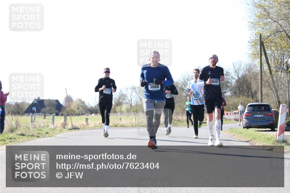 06.04.2025 - 44. Internationalen Wilhelmsburger Insellauf Jannik Wohlers http://msf.ph/oto/7623404 06.04.2025 10:28:06 Laufen 3123, 3866, 4194, 4063, 1097, 4321 meine-sportfotos.de