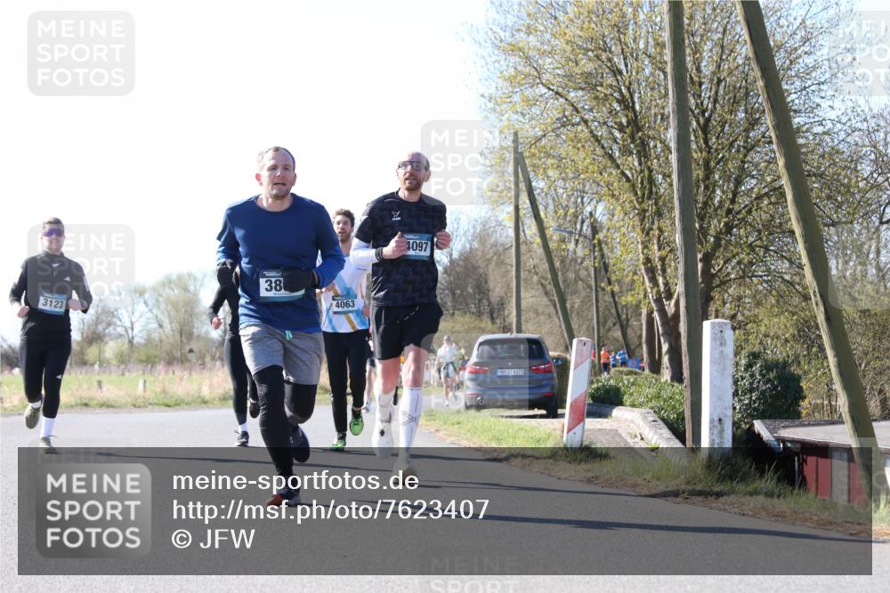 06.04.2025 - 44. Internationalen Wilhelmsburger Insellauf Jannik Wohlers http://msf.ph/oto/7623407 06.04.2025 10:28:06 Laufen 3123, 38, 8, 4063, 4097, 31, 4321 meine-sportfotos.de