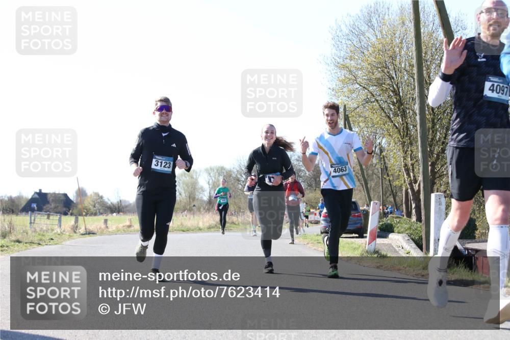 06.04.2025 - 44. Internationalen Wilhelmsburger Insellauf Jannik Wohlers http://msf.ph/oto/7623414 06.04.2025 10:28:09 Laufen 3123, 4063, 4097 meine-sportfotos.de