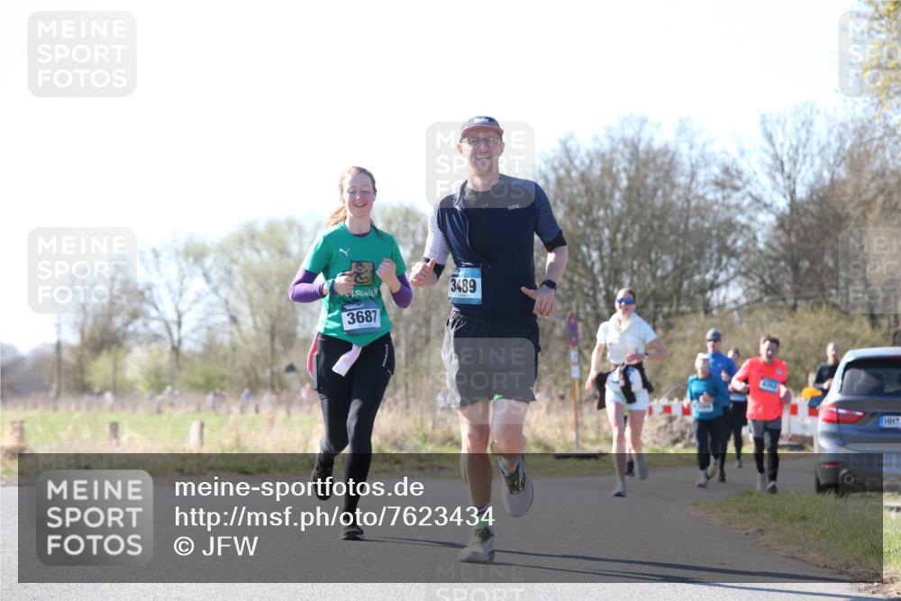 06.04.2025 - 44. Internationalen Wilhelmsburger Insellauf Jannik Wohlers http://msf.ph/oto/7623434 06.04.2025 10:28:13 Laufen 3687, 3489 meine-sportfotos.de