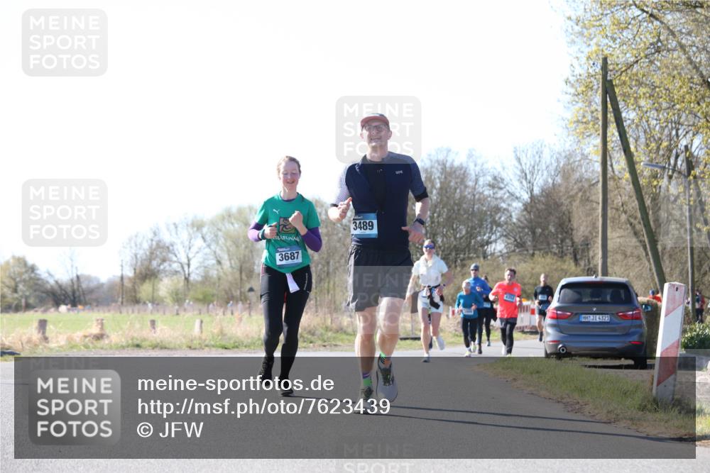 06.04.2025 - 44. Internationalen Wilhelmsburger Insellauf Jannik Wohlers http://msf.ph/oto/7623439 06.04.2025 10:28:14 Laufen 3687, 3489, 4352, 4321 meine-sportfotos.de
