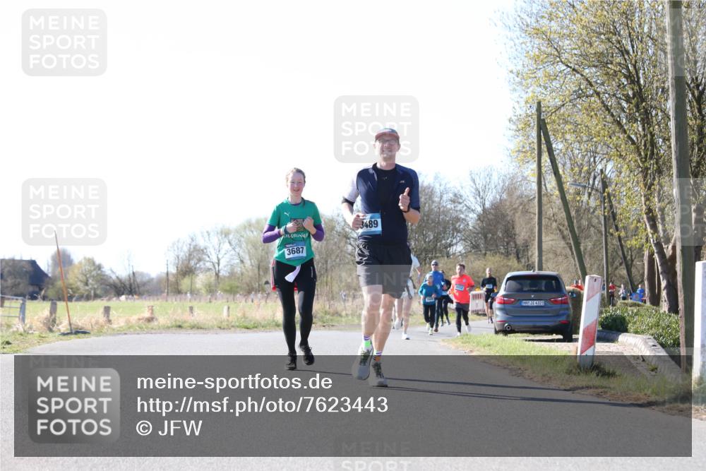 06.04.2025 - 44. Internationalen Wilhelmsburger Insellauf Jannik Wohlers http://msf.ph/oto/7623443 06.04.2025 10:28:14 Laufen 3687, 3489, 6, 4321 meine-sportfotos.de
