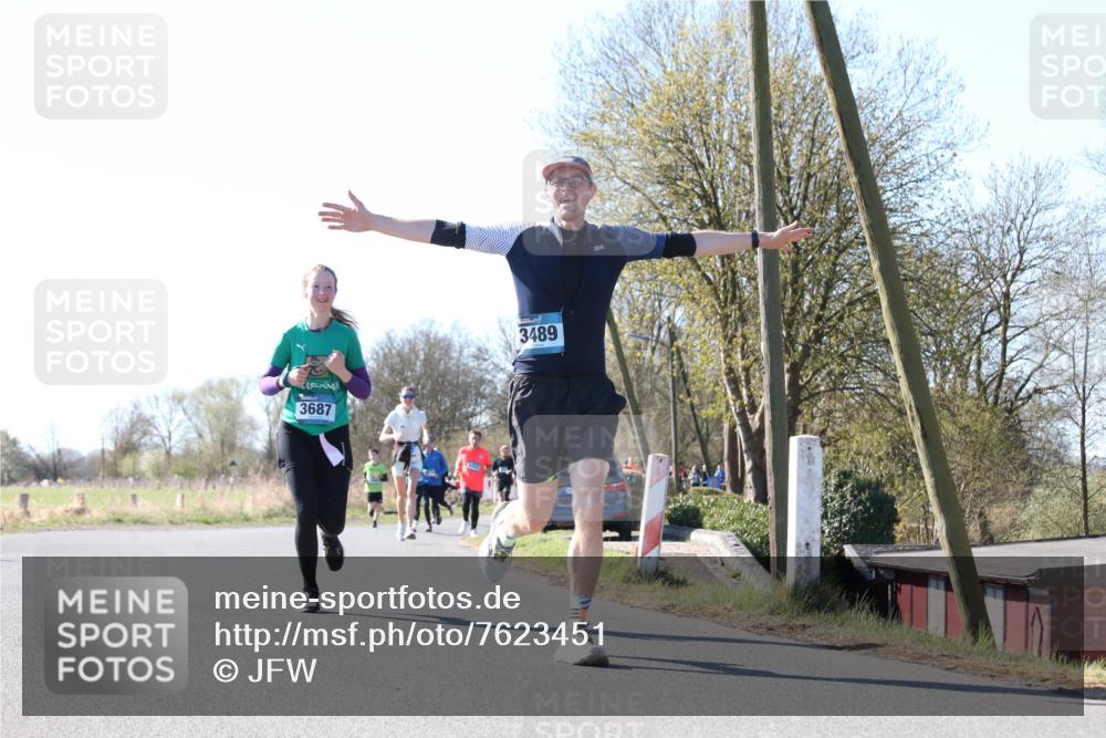 06.04.2025 - 44. Internationalen Wilhelmsburger Insellauf Jannik Wohlers http://msf.ph/oto/7623451 06.04.2025 10:28:15 Laufen 3687, 3489 meine-sportfotos.de
