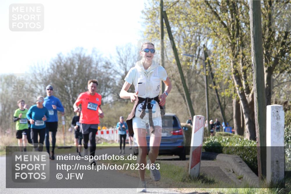 06.04.2025 - 44. Internationalen Wilhelmsburger Insellauf Jannik Wohlers http://msf.ph/oto/7623463 06.04.2025 10:28:20 Laufen 4352 meine-sportfotos.de