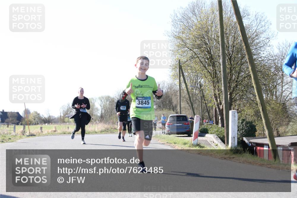 06.04.2025 - 44. Internationalen Wilhelmsburger Insellauf Jannik Wohlers http://msf.ph/oto/7623485 06.04.2025 10:28:28 Laufen 4095, 3845, 4321 meine-sportfotos.de