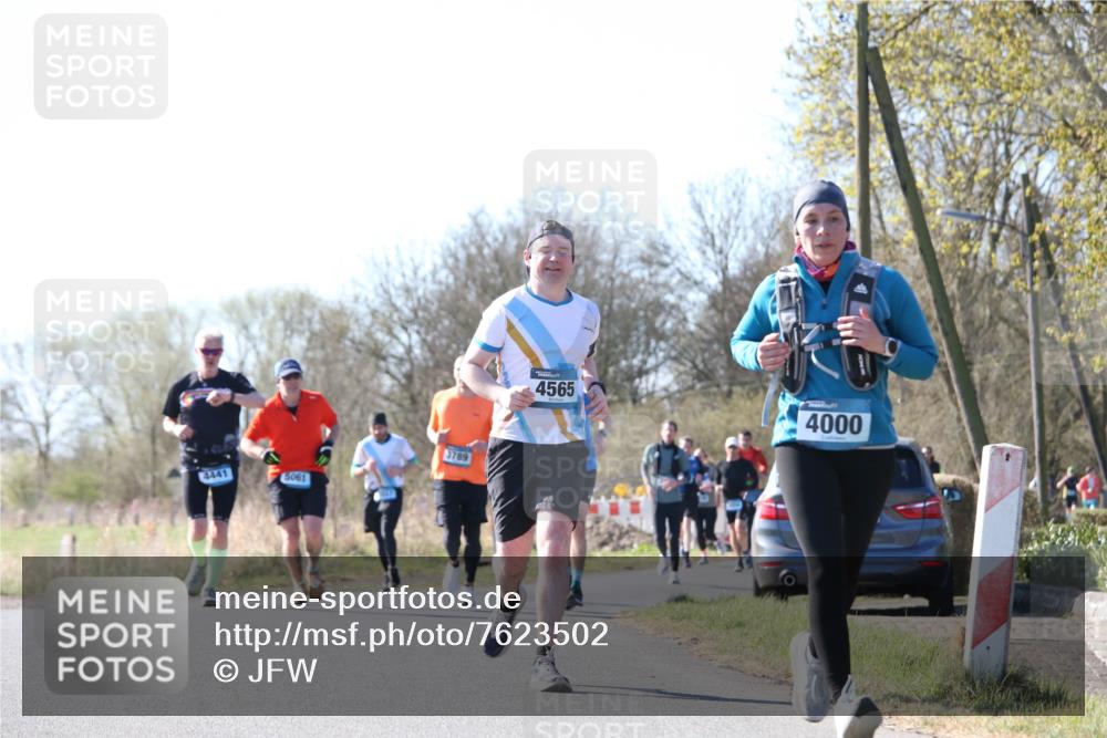 06.04.2025 - 44. Internationalen Wilhelmsburger Insellauf Jannik Wohlers http://msf.ph/oto/7623502 06.04.2025 10:28:34 Laufen 4441, 5061, 3789, 4565, 4000 meine-sportfotos.de