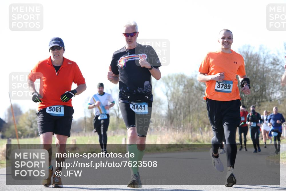 06.04.2025 - 44. Internationalen Wilhelmsburger Insellauf Jannik Wohlers http://msf.ph/oto/7623508 06.04.2025 10:28:40 Laufen 5061, 1552, 4441, 3789 meine-sportfotos.de