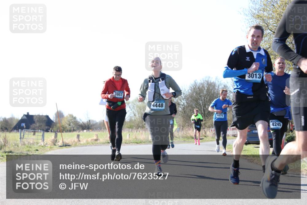 06.04.2025 - 44. Internationalen Wilhelmsburger Insellauf Jannik Wohlers http://msf.ph/oto/7623527 06.04.2025 10:28:51 Laufen 3957, 4448, 4475, 3013, 4245 meine-sportfotos.de