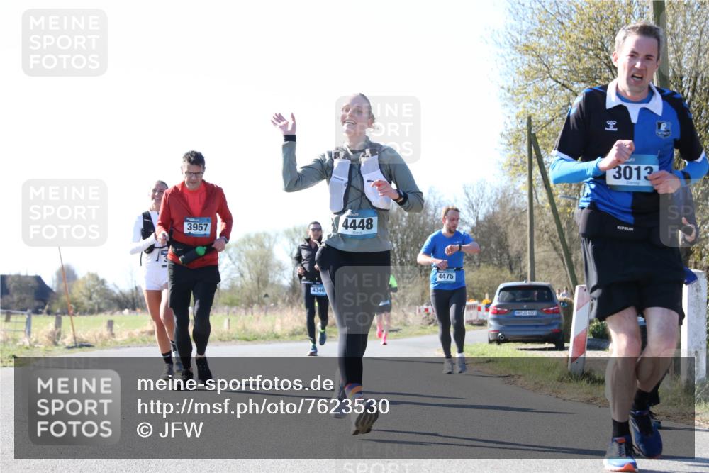06.04.2025 - 44. Internationalen Wilhelmsburger Insellauf Jannik Wohlers http://msf.ph/oto/7623530 06.04.2025 10:28:52 Laufen 3957, 4340, 4448, 4475, 31, 4323, 3013 meine-sportfotos.de