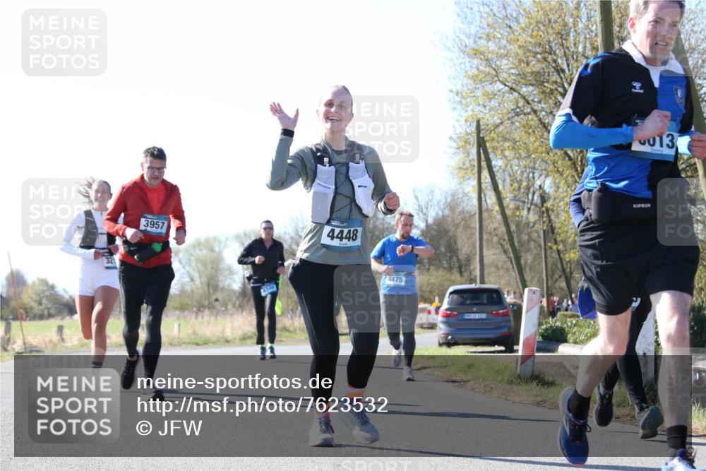 06.04.2025 - 44. Internationalen Wilhelmsburger Insellauf Jannik Wohlers http://msf.ph/oto/7623532 06.04.2025 10:28:52 Laufen 321, 3957, 4448, 4475, 40, 31, 6723, 13 meine-sportfotos.de