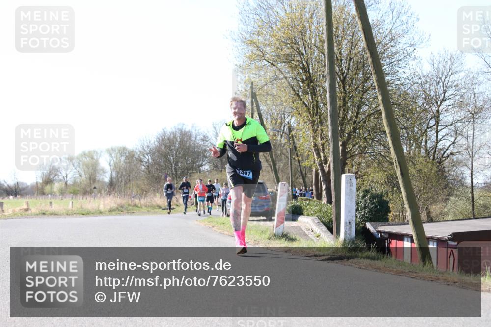 06.04.2025 - 44. Internationalen Wilhelmsburger Insellauf Jannik Wohlers http://msf.ph/oto/7623550 06.04.2025 10:29:01 Laufen 3407 meine-sportfotos.de