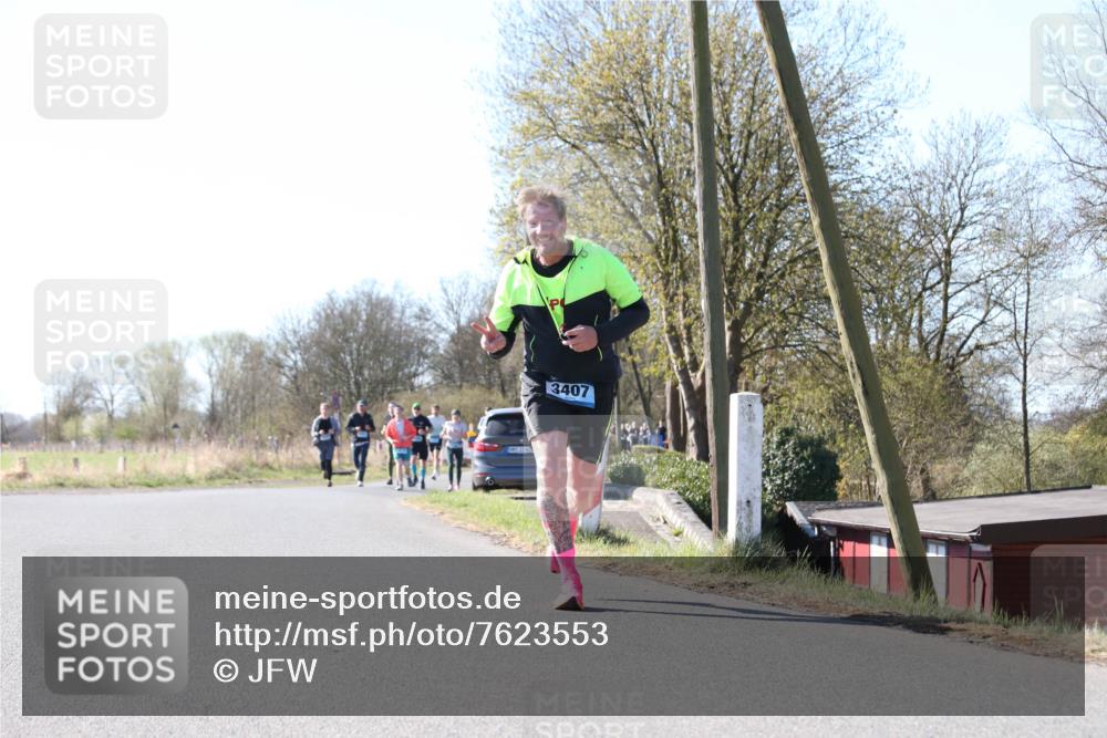 06.04.2025 - 44. Internationalen Wilhelmsburger Insellauf Jannik Wohlers http://msf.ph/oto/7623553 06.04.2025 10:29:02 Laufen 31, 43, 3407 meine-sportfotos.de