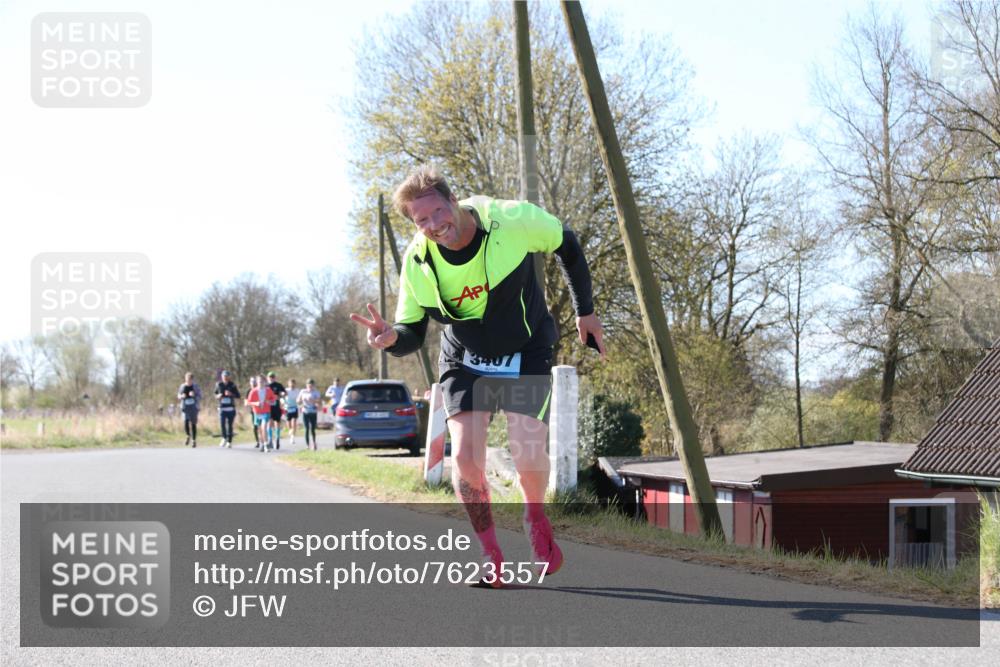 06.04.2025 - 44. Internationalen Wilhelmsburger Insellauf Jannik Wohlers http://msf.ph/oto/7623557 06.04.2025 10:29:03 Laufen  meine-sportfotos.de