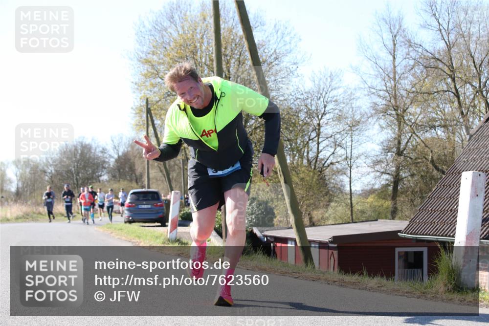06.04.2025 - 44. Internationalen Wilhelmsburger Insellauf Jannik Wohlers http://msf.ph/oto/7623560 06.04.2025 10:29:03 Laufen  meine-sportfotos.de