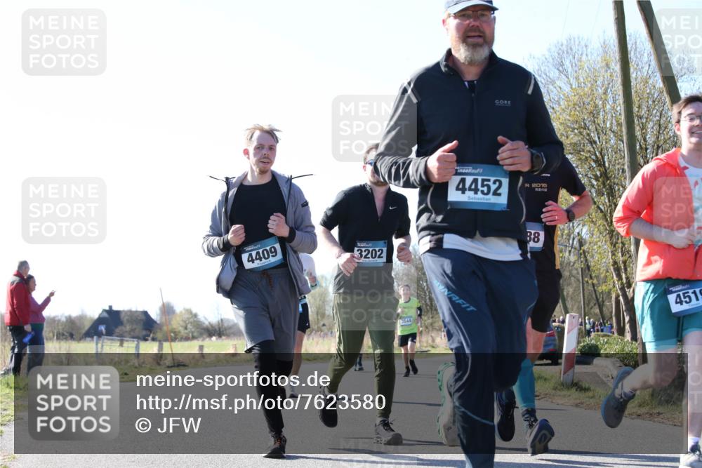 06.04.2025 - 44. Internationalen Wilhelmsburger Insellauf Jannik Wohlers http://msf.ph/oto/7623580 06.04.2025 10:29:16 Laufen 4409, 3202, 3844, 4452, 2015, 88, 4519 meine-sportfotos.de