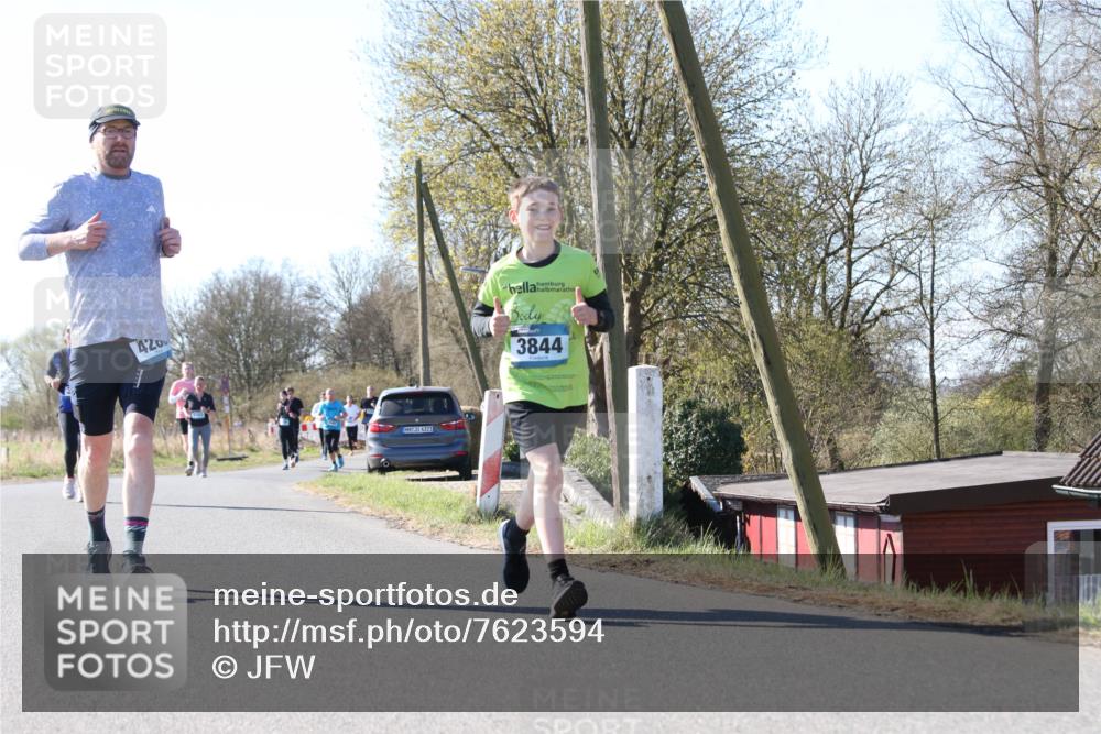 06.04.2025 - 44. Internationalen Wilhelmsburger Insellauf Jannik Wohlers http://msf.ph/oto/7623594 06.04.2025 10:29:20 Laufen 31, 4323, 3844 meine-sportfotos.de