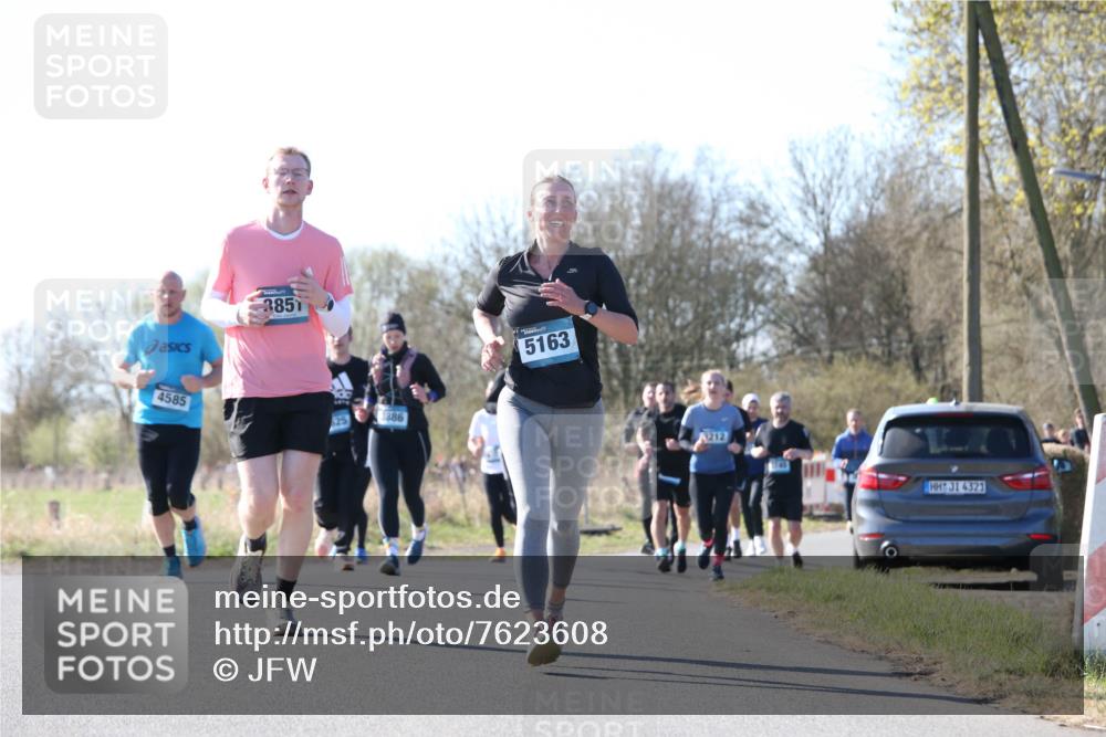 06.04.2025 - 44. Internationalen Wilhelmsburger Insellauf Jannik Wohlers http://msf.ph/oto/7623608 06.04.2025 10:29:28 Laufen 4585, 3851, 1886, 5163, 4321 meine-sportfotos.de