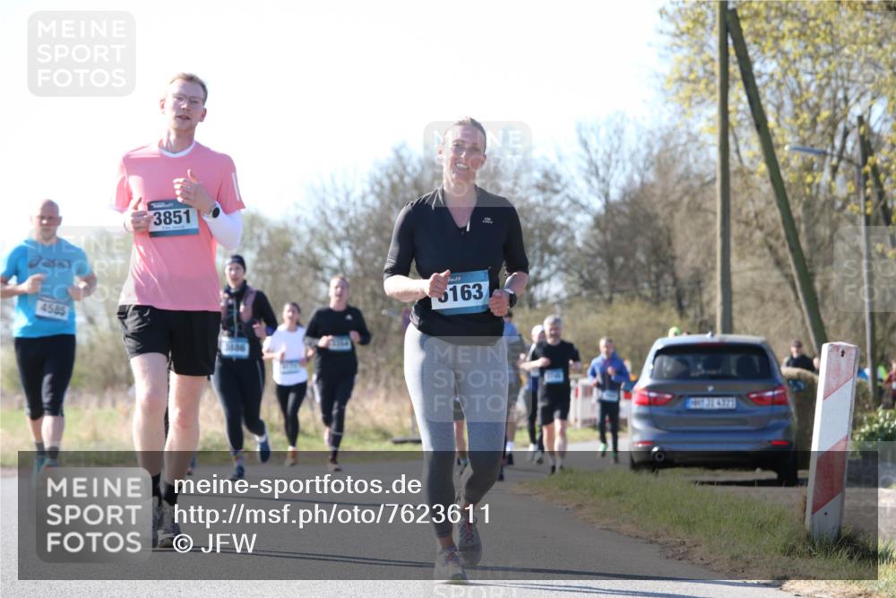 06.04.2025 - 44. Internationalen Wilhelmsburger Insellauf Jannik Wohlers http://msf.ph/oto/7623611 06.04.2025 10:29:29 Laufen 4585, 7, 3851, 886, 163, 31, 4323 meine-sportfotos.de
