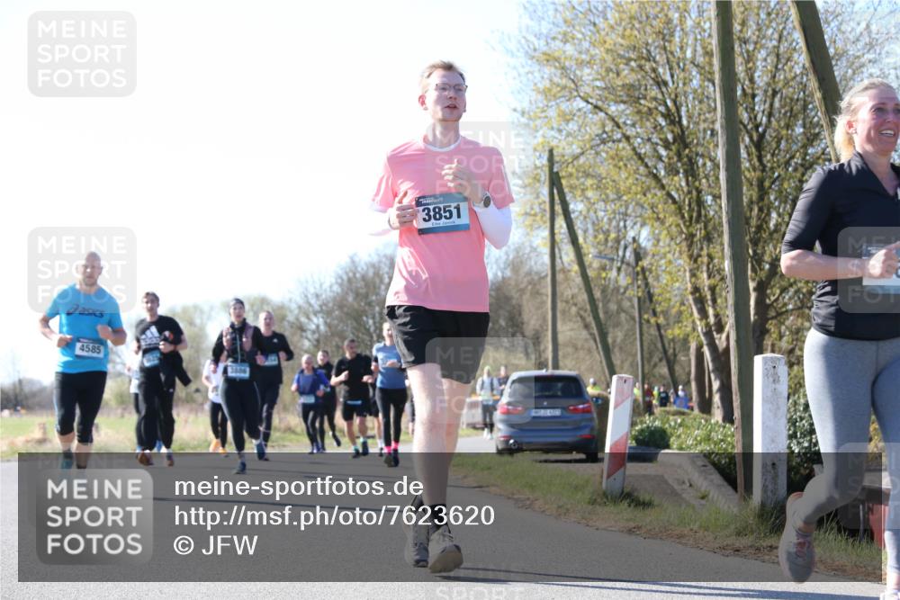 06.04.2025 - 44. Internationalen Wilhelmsburger Insellauf Jannik Wohlers http://msf.ph/oto/7623620 06.04.2025 10:29:31 Laufen 4585, 3851 meine-sportfotos.de