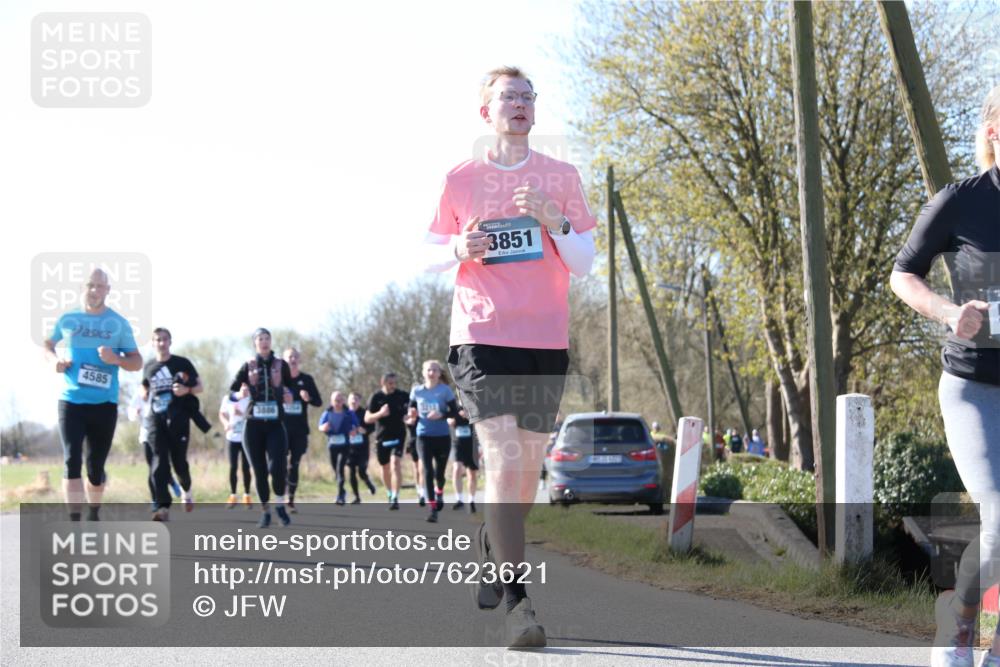 06.04.2025 - 44. Internationalen Wilhelmsburger Insellauf Jannik Wohlers http://msf.ph/oto/7623621 06.04.2025 10:29:31 Laufen 4585, 3851 meine-sportfotos.de