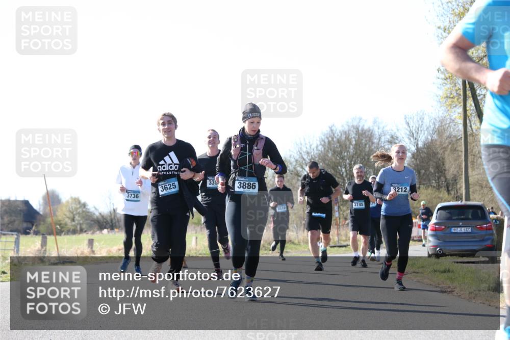 06.04.2025 - 44. Internationalen Wilhelmsburger Insellauf Jannik Wohlers http://msf.ph/oto/7623627 06.04.2025 10:29:35 Laufen 3625, 335, 3886, 3736, 3510, 3745, 3212, 31, 4321 meine-sportfotos.de