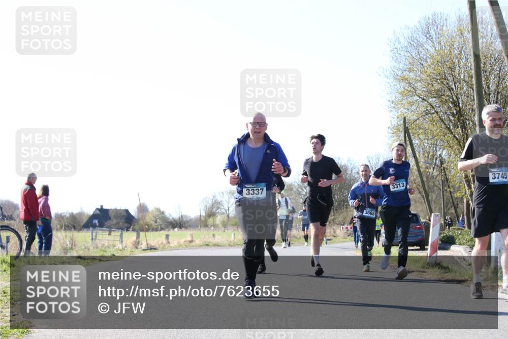 06.04.2025 - 44. Internationalen Wilhelmsburger Insellauf Jannik Wohlers http://msf.ph/oto/7623655 06.04.2025 10:29:41 Laufen 3337, 3665, 3313, 3745 meine-sportfotos.de