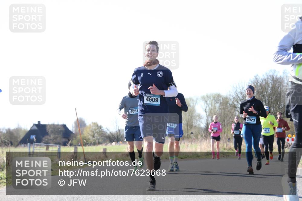 06.04.2025 - 44. Internationalen Wilhelmsburger Insellauf Jannik Wohlers http://msf.ph/oto/7623668 06.04.2025 10:29:49 Laufen 8, 4051, 4609, 3644, 3637, 3923, 3973, 4341 meine-sportfotos.de