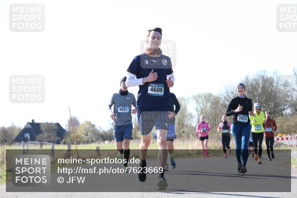 06.04.2025 - 44. Internationalen Wilhelmsburger Insellauf Jannik Wohlers http://msf.ph/oto/7623669 06.04.2025 10:29:50 Laufen 4051, 8, 4609, 3923, 3973, 4341 meine-sportfotos.de