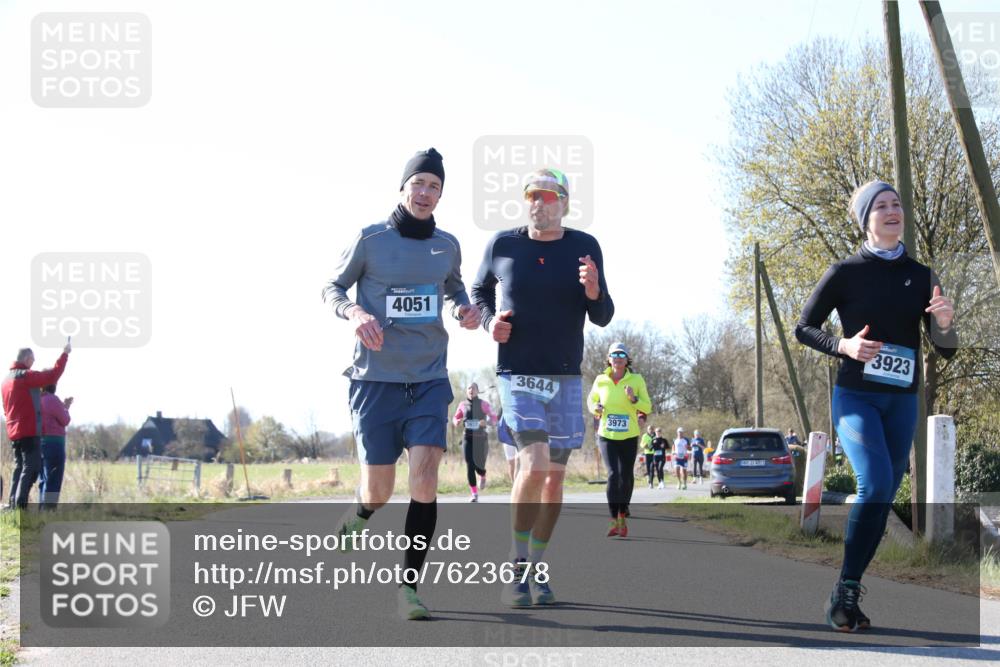 06.04.2025 - 44. Internationalen Wilhelmsburger Insellauf Jannik Wohlers http://msf.ph/oto/7623678 06.04.2025 10:29:53 Laufen 4051, 3937, 3644, 3973, 31, 4923, 3923 meine-sportfotos.de