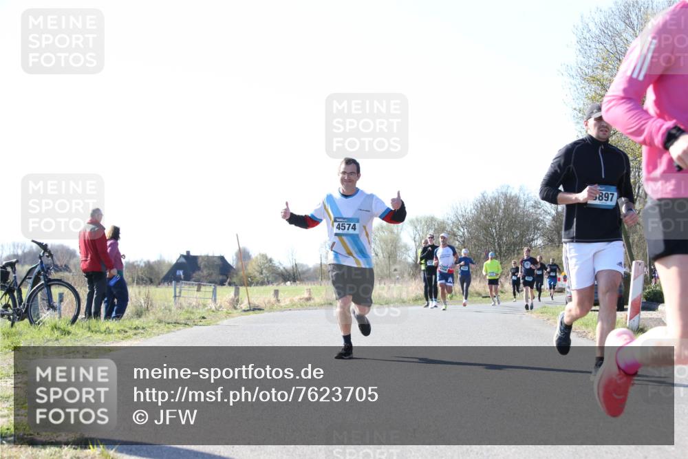 06.04.2025 - 44. Internationalen Wilhelmsburger Insellauf Jannik Wohlers http://msf.ph/oto/7623705 06.04.2025 10:30:01 Laufen 4574, 897 meine-sportfotos.de