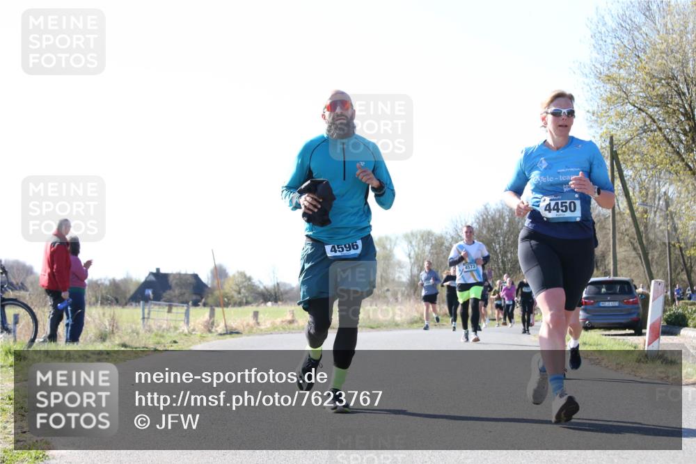 06.04.2025 - 44. Internationalen Wilhelmsburger Insellauf Jannik Wohlers http://msf.ph/oto/7623767 06.04.2025 10:30:24 Laufen 4596, 4573, 4450, 31, 4323 meine-sportfotos.de
