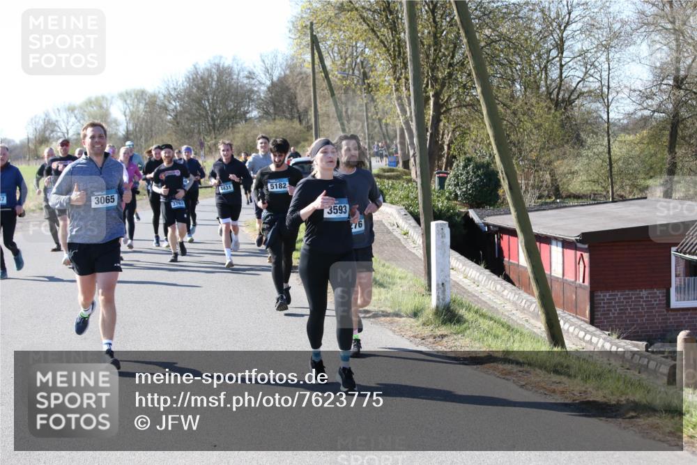 06.04.2025 - 44. Internationalen Wilhelmsburger Insellauf Jannik Wohlers http://msf.ph/oto/7623775 06.04.2025 10:30:34 Laufen 3065, 3763, 4431, 5182, 3593, 276 meine-sportfotos.de
