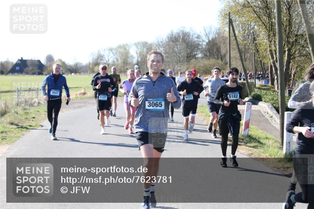 06.04.2025 - 44. Internationalen Wilhelmsburger Insellauf Jannik Wohlers http://msf.ph/oto/7623781 06.04.2025 10:30:35 Laufen 3647, 5127, 44, 4431, 5182, 3065 meine-sportfotos.de