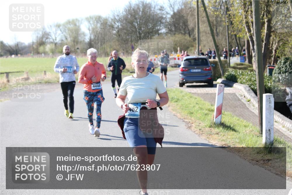 06.04.2025 - 44. Internationalen Wilhelmsburger Insellauf Jannik Wohlers http://msf.ph/oto/7623807 06.04.2025 10:30:47 Laufen 172, 4444, 462 meine-sportfotos.de