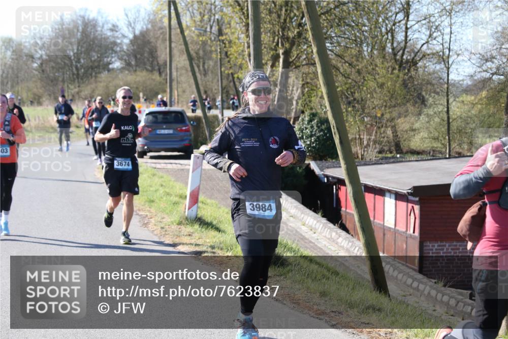 06.04.2025 - 44. Internationalen Wilhelmsburger Insellauf Jannik Wohlers http://msf.ph/oto/7623837 06.04.2025 10:31:05 Laufen 503, 3674, 2009, 2024, 3984 meine-sportfotos.de