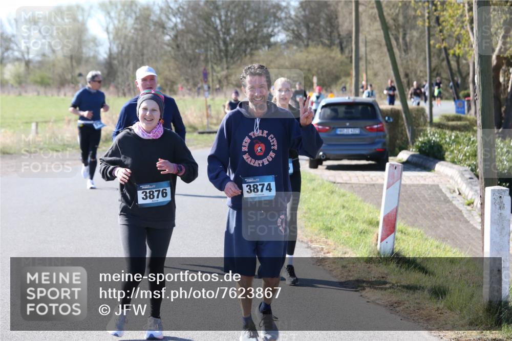 06.04.2025 - 44. Internationalen Wilhelmsburger Insellauf Jannik Wohlers http://msf.ph/oto/7623867 06.04.2025 10:31:25 Laufen 3876, 3874 meine-sportfotos.de