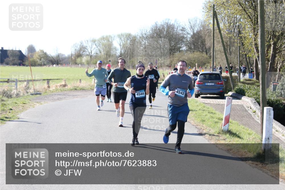 06.04.2025 - 44. Internationalen Wilhelmsburger Insellauf Jannik Wohlers http://msf.ph/oto/7623883 06.04.2025 10:31:37 Laufen 4090, 4544, 3922, 4542, 4321 meine-sportfotos.de