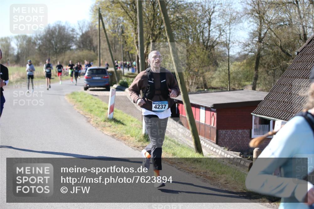 06.04.2025 - 44. Internationalen Wilhelmsburger Insellauf Jannik Wohlers http://msf.ph/oto/7623894 06.04.2025 10:31:52 Laufen 4237 meine-sportfotos.de