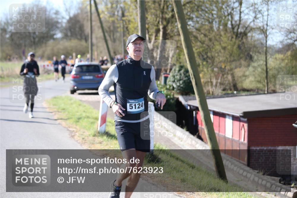 06.04.2025 - 44. Internationalen Wilhelmsburger Insellauf Jannik Wohlers http://msf.ph/oto/7623923 06.04.2025 10:32:02 Laufen 5124 meine-sportfotos.de