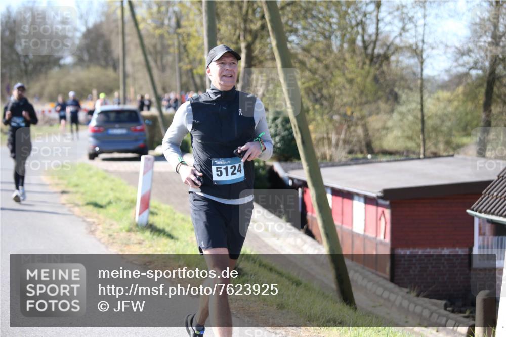 06.04.2025 - 44. Internationalen Wilhelmsburger Insellauf Jannik Wohlers http://msf.ph/oto/7623925 06.04.2025 10:32:03 Laufen 5124 meine-sportfotos.de